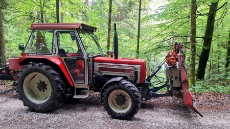 UNIVERSALE FRONTHYDRAULIK KAT 2 FÜR TRAKTOR 1500kg